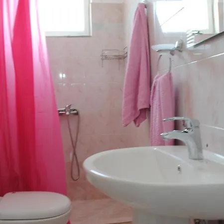 Mikela Hotel Ksamil