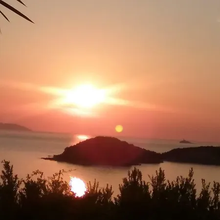 Mikela Ξενοδοχείο 3*